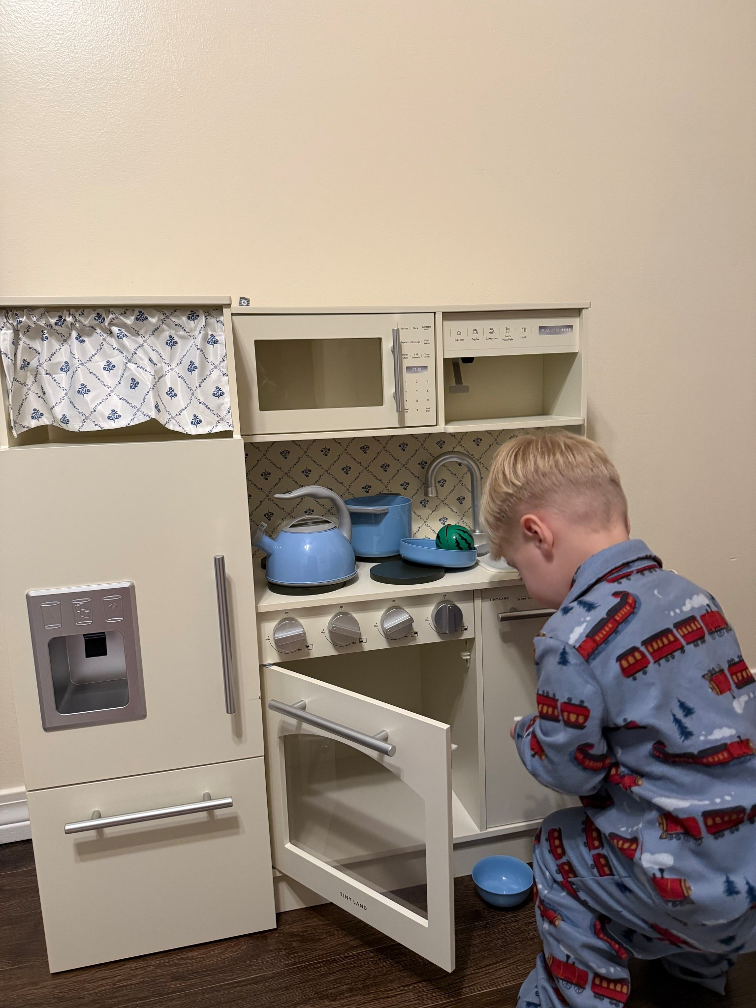 the cutest aesthetic & functional kids play kitchen from amazon! We don’t have a playroom so I wanted a play kitchen that would match my son’s room  

#LTKSaleAlert #LTKKids #LTKmomlife