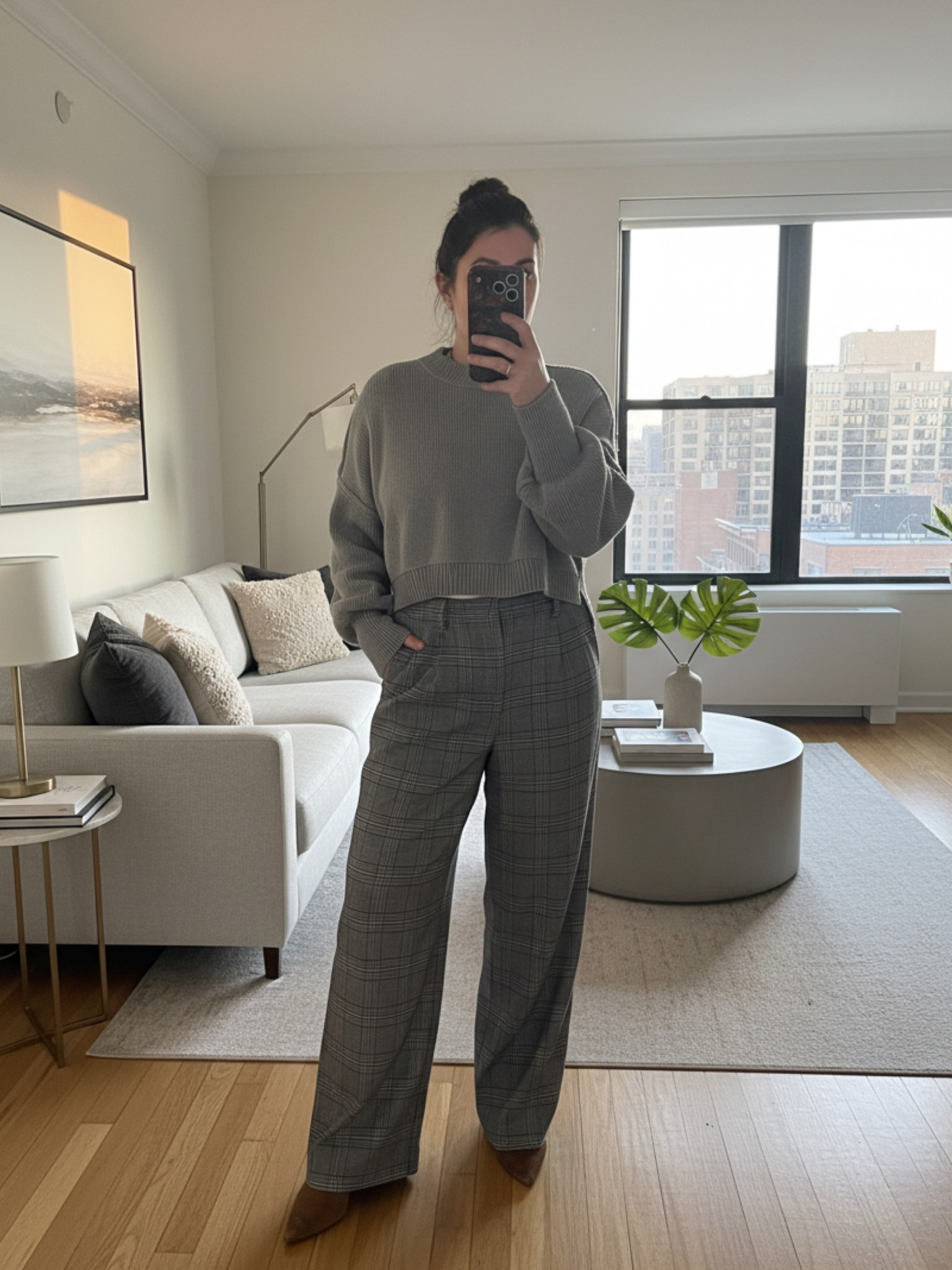 Tuesday 

Free people sweater
Madewell wool trousers 
Sam Edelman boots 



#LTKootd #LTKPetite #LTKOver40