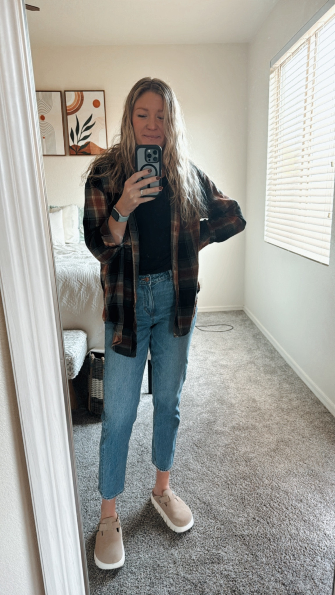 Sunday funday ootd! 

My favorites AE jeans are on sale and so is the flannel😍✨

Wearing a medium in the flannel 

#LTKCyberWeek #LTKSeasonal #LTKStyleTip
