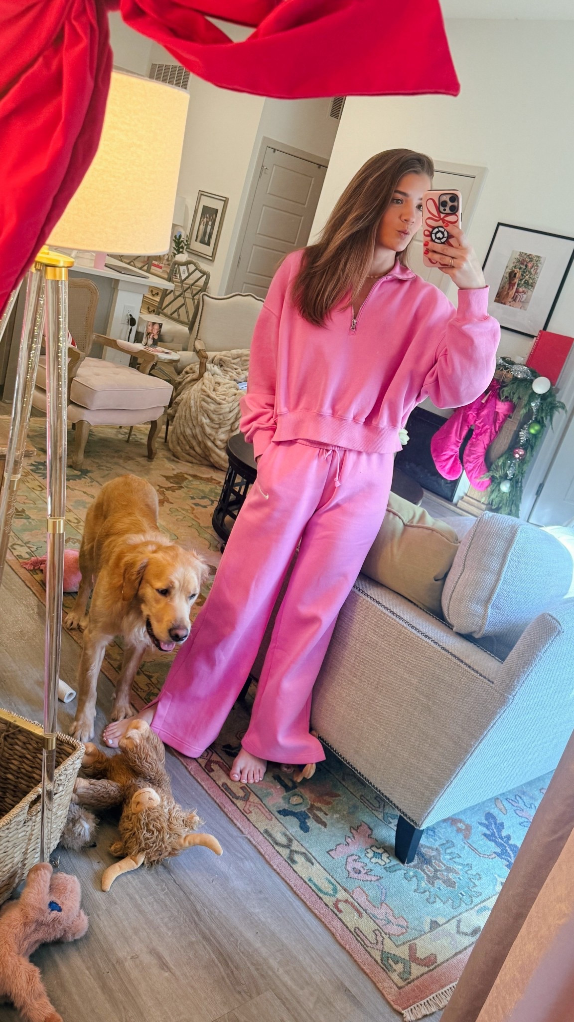 Pink sweat set!

I feel like it’s so hard to find a good flattering sweat set that’s wide leg and the bottom and not cinched 

And that gives you shape but is still comfy and oversized!

#LTKTall #LTKFindsUnder100 #LTKTravel