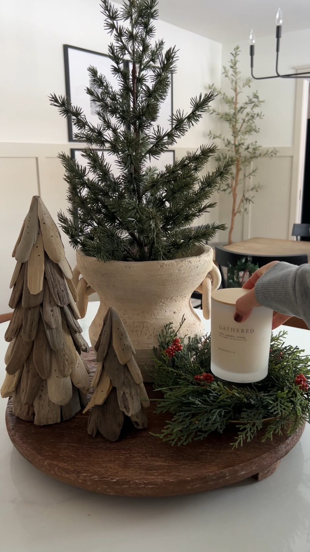 Christmas centerpiece 



#LTKHome #LTKSeasonal #LTKStyleTip