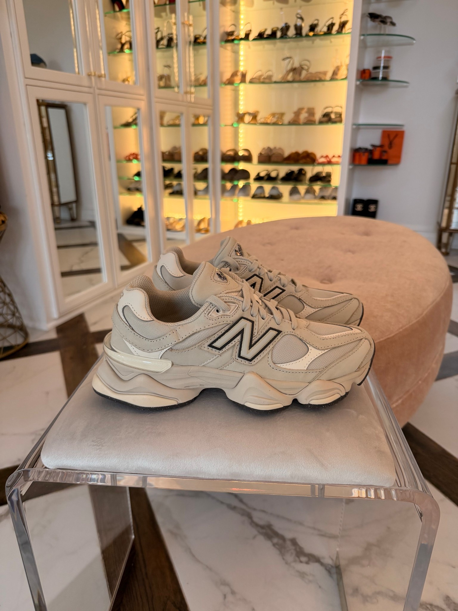 New Balance 9060 Sneakers! Grey/ Beige! 

New Balance, Sneakers, Spring Outfits, Spring Outfits 2026, New Balance 9060s, Shopbop, Emily Ann Gemma 

#LTKootd #LTKSeasonal #LTKmomlife