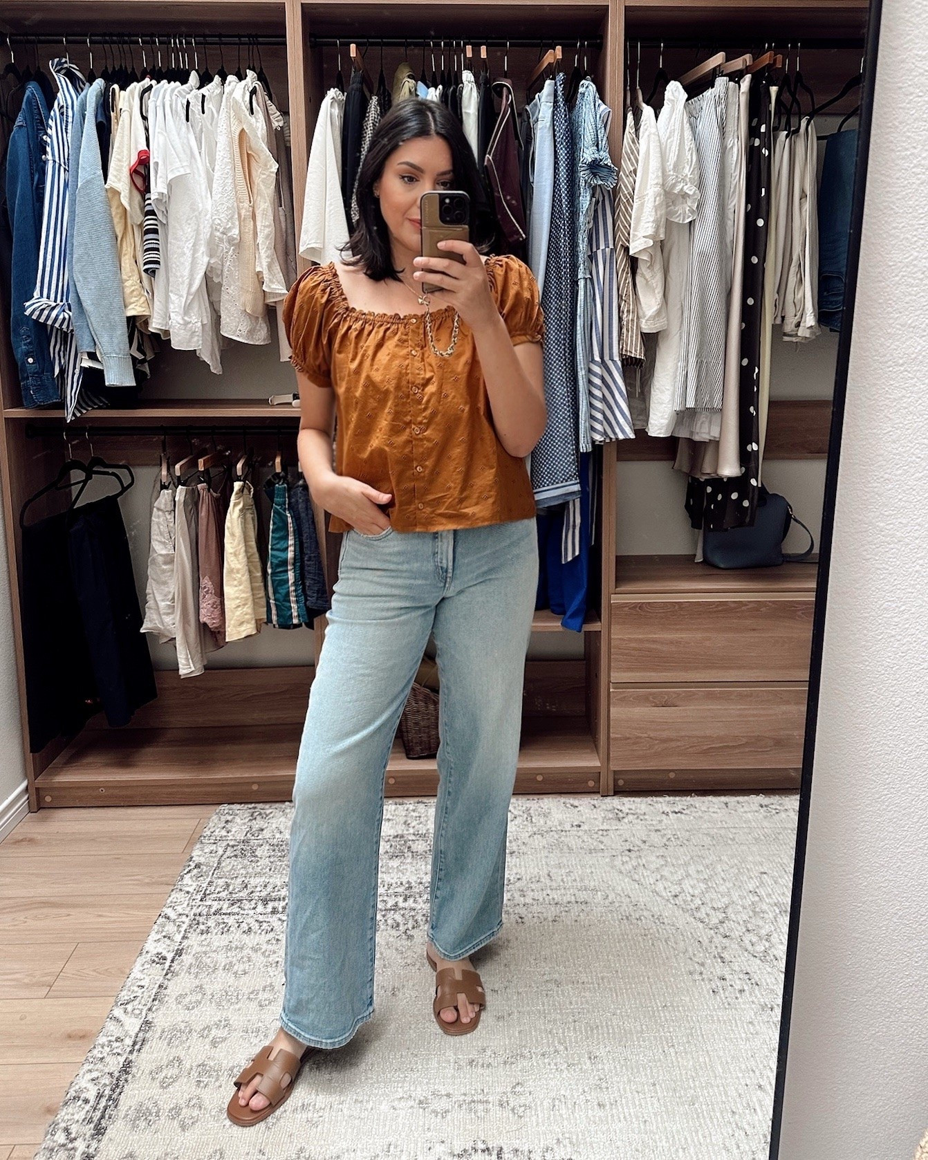 My top is 20% off! I’m in the large, perfect fit. 

If you like a wide leg but don’t want a too wide leg look, this is a great option! I’m in the 30, tts fit with a more fitted waist for me. 20% off this weekend thru LTK! @madewell