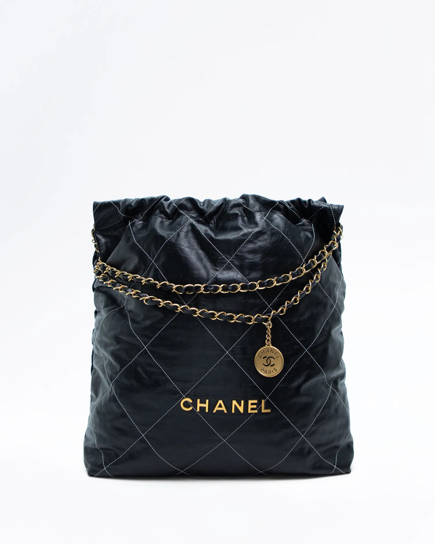 HomeHow It WorksClub PerksApply nowMerch Shop | Vivrelle