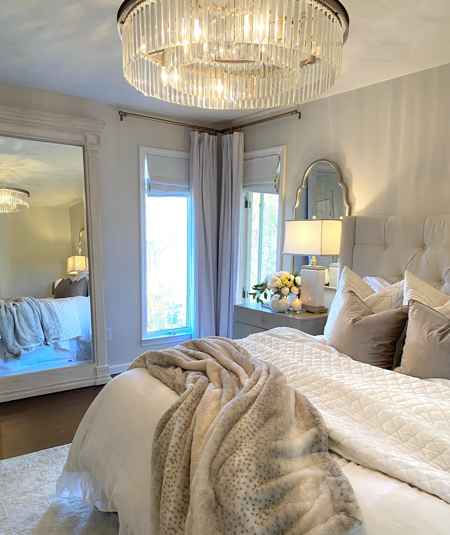 Neutral Fall bedroom ✨ 

#LTKhome