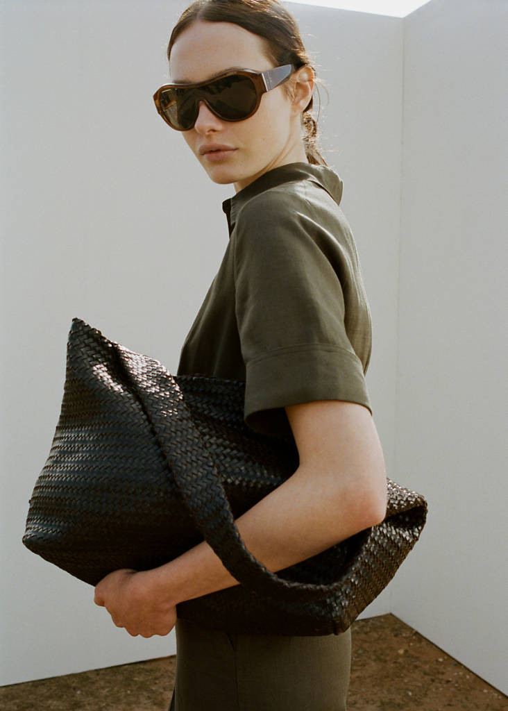 Medium braided leather bag chocolate - Woman - One size - MANGO | Mango (US/MX/AU)