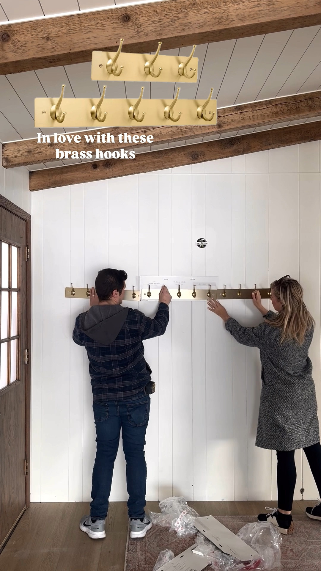 In love with these brass hooks! You can get them in 3 or 5 hooks, I’m hoping to put three together for a pretty statement on this wall😍


I rounded up a few other hooks that I’m loving at Target!!