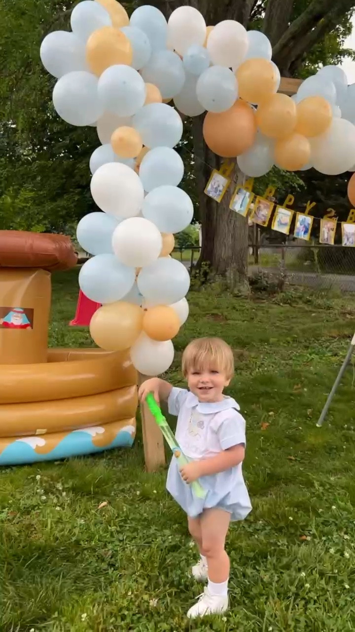 Judson’s sweet little Noah’s Ark-themed second birthday party absolutely could not have been any more precious!! 🥹🫶🏽 We had an absolute ball getting to celebrate our (almost) 2-year-old (a couple of weeks early 😉) and feel so so blessed by how LOVED he is by his friends and family!! Thank everyone for coming out (more pics and videos to come)! What a special special day for our little cutie pie!!! 👼🏼🫶🏽🥰🤍✨🧁 #noahsarkthemedbirthday #sweetestdayever #lovedbygod #twobytwoparty #secondbirthdayparty 