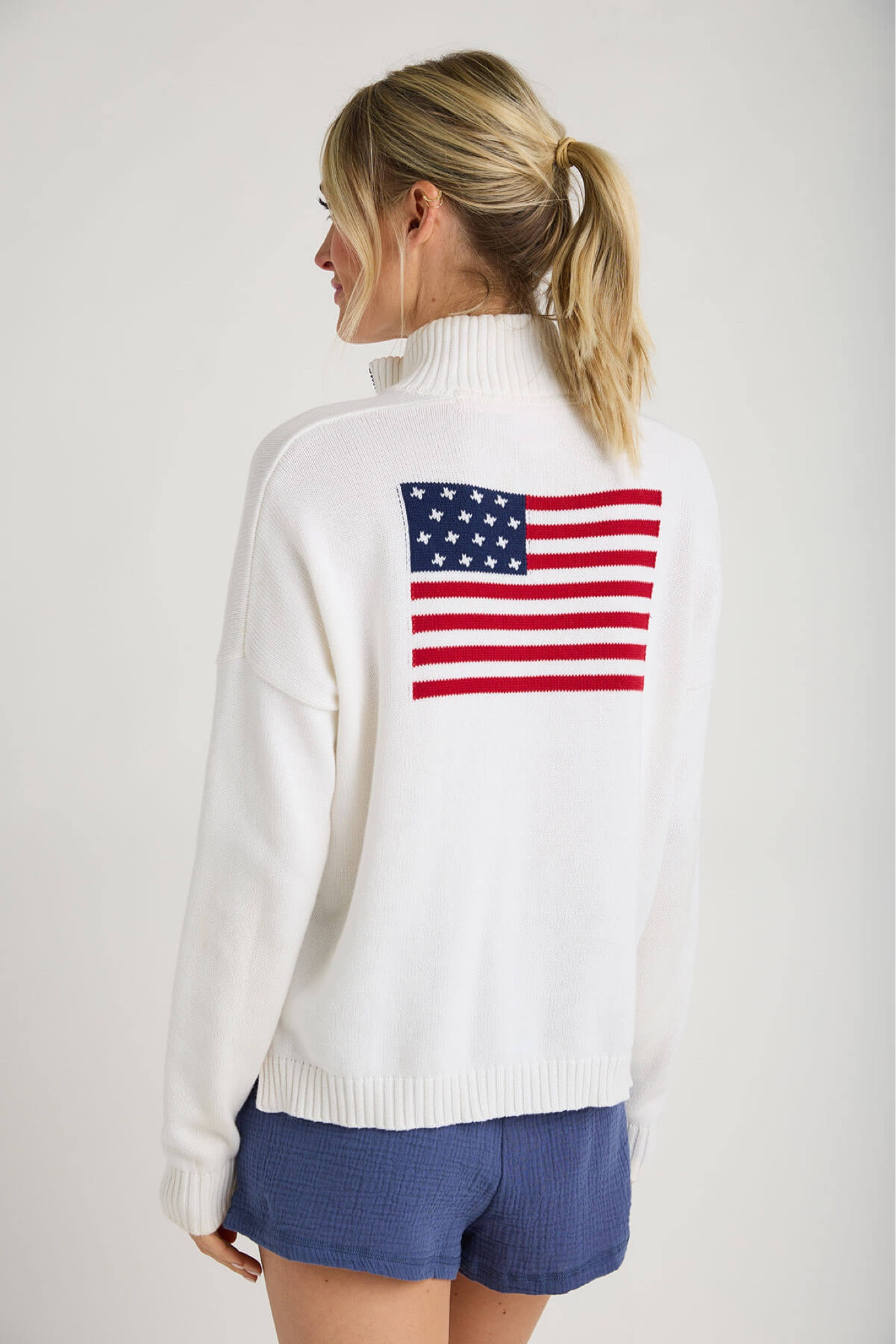 Back in stock!!!!!  Pink Pineapple 1/2 Zip Flag/Heart Boxy Sweater

Americana sweater , social threads

#LTKunder100 #LTKstyletip #LTKSeasonal