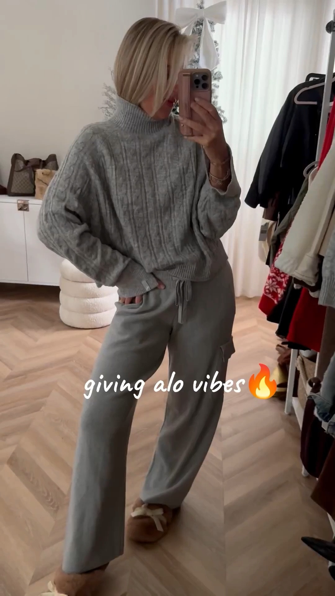 The coziest set omg! We see you Target! 👀

Cozy style. Target finds. Ski outfit. Winter outfit. 

#LTKHoliday #LTKSeasonal #LTKFindsUnder50