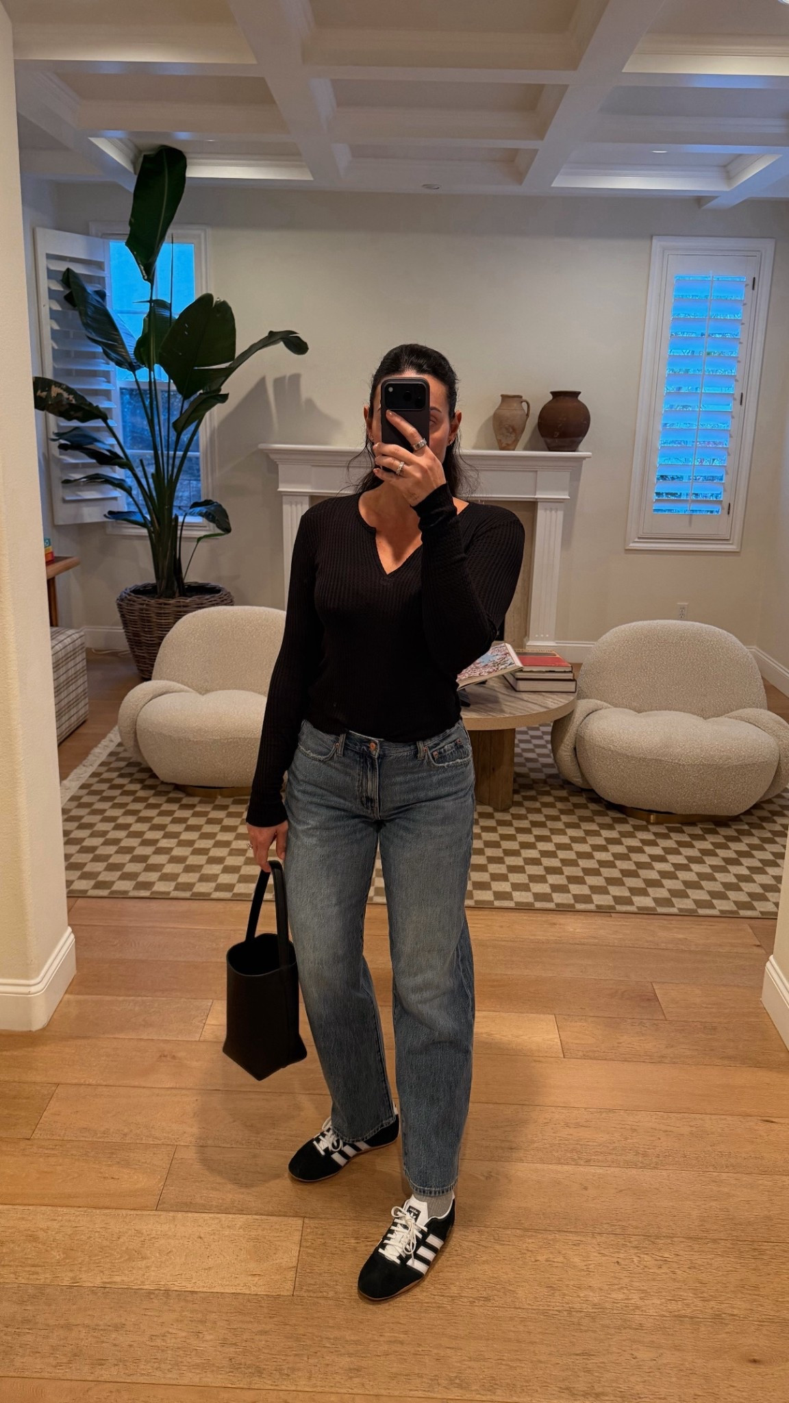 Great jean’s run small size up 
Size S thermal belen15
Sneakers run tts 