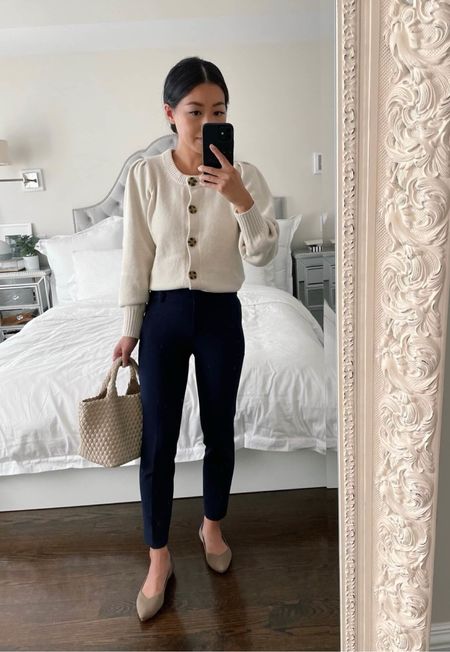 Simple fall work outfit with flat shoes // Rothy’s discount code JWANG20 for $20 off a first order or $100+ 

•Rothy’s sz 5.5 (note: I go up a half size in the Point)
•Gap sweater xs Petite
•J.Crew pants 00P
•Naghedi bag

#petite

#LTKunder100 #LTKworkwear #LTKshoecrush