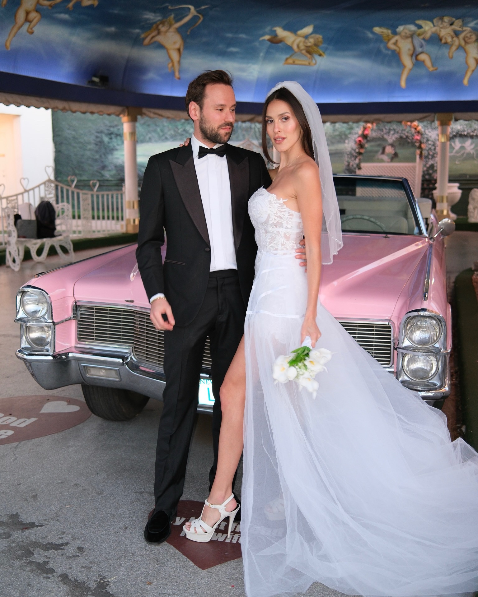 Sometimes what happens in Vegas follows you for the rest of your life 🤭💍✨

04/26/26 our civil wedding, but make it Vegas 🎰 Getting married in Germany just never felt like us… we wanted something iconic, intimate, and fun and it couldn’t have been more perfect 🤍 Especially because Timothys parents got married at the little white chapel too. 

One of the best and easiest decisions of our lives.
So grateful for this moment, these memories, our people and all your love and congratulations 🥹

can’t wait to celebrate our big wedding in Spain this September ✨

#lasvegaswedding #lasvegasweddingphotography #littlewhitechapel #lasvegascouple #civilwedding #civilweddingdress #funweddingdress #shortweddingdress