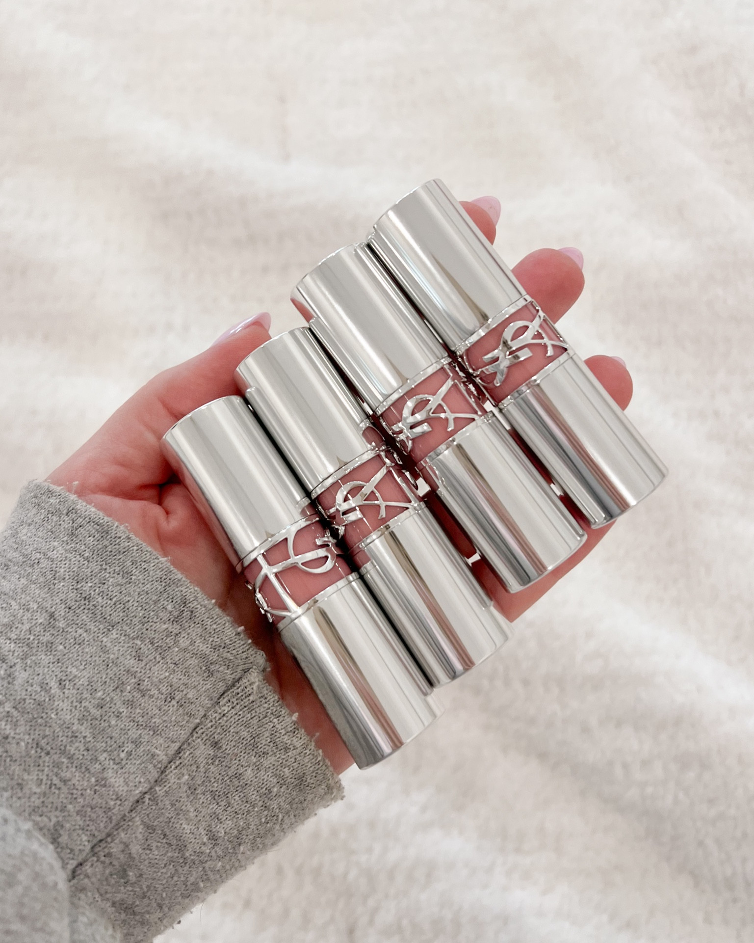 YSL Loveshine Lip Oil Sticks! Lipstick oil hybrid thats a creamy buildable formula. These are gorgeous and soo shiny!! My fave shades are #44 and #201 🤍

Sephora sale favorites, lip products, new arrivals, best sellers, Rosewood Blush, Iconic Pink Nude, hydrating, long-wearing, vib rouge, 20% off, YAYSAVE, fancythingsblog 

#LTKxSephora #LTKbeauty #LTKsalealert