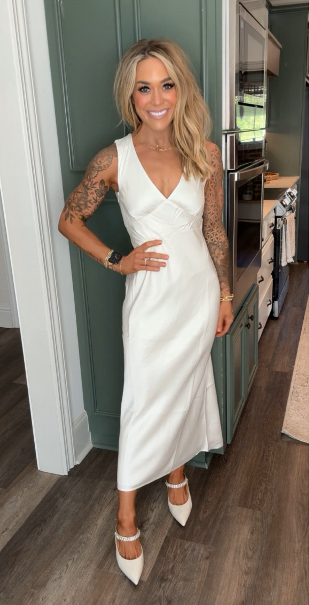 An elegant, classic scoop back / SILKY moment👌🏼wearing a S petite & I’m 5’4🤍 so gorg!

Abercrombie haul / Wedding shop / wedding guest / spring / formal / outfit inspo / Holley Gabrielle 

#LTKparties #LTKwedding #LTKfindsunder100