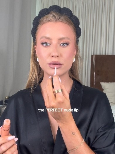 5 min to the perfect pout 
Nyx lip liner (contour): downtown beauty
Nyx lip liner: natural (a staple)
Superstar Lipstick: Achieve it all
Lip brighter: Morphe (no longer sold)/Maybelline instant eraser concealer 120
Lip Gloss: bare minerals (look alike color shared)

#LTKStyleTip #LTKBeauty