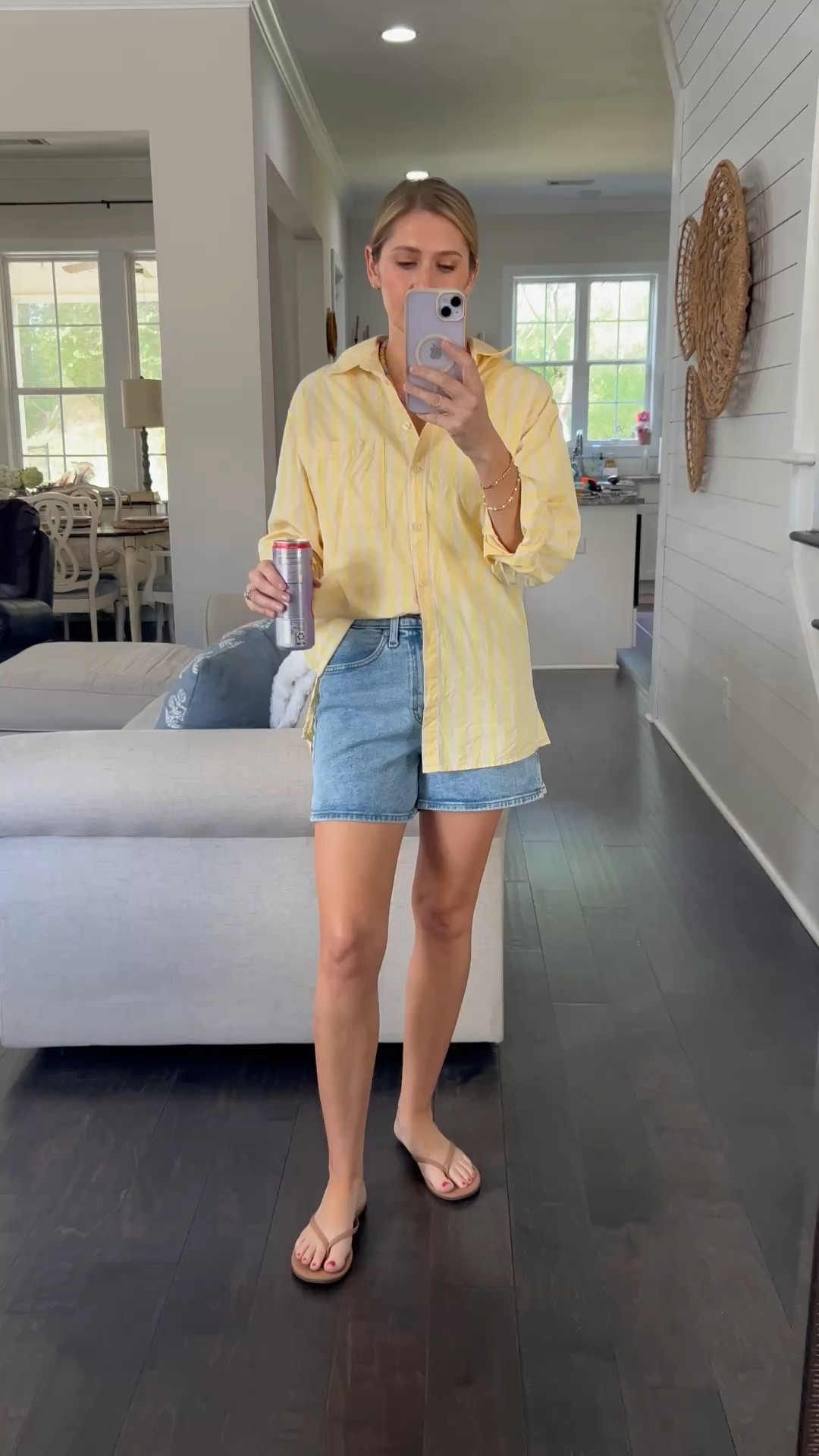 Easy outfit alert! If you have a button down and shorts, you can re create this look!

#targetshorts #denimshorts #targetoutfit

#LTKPetite