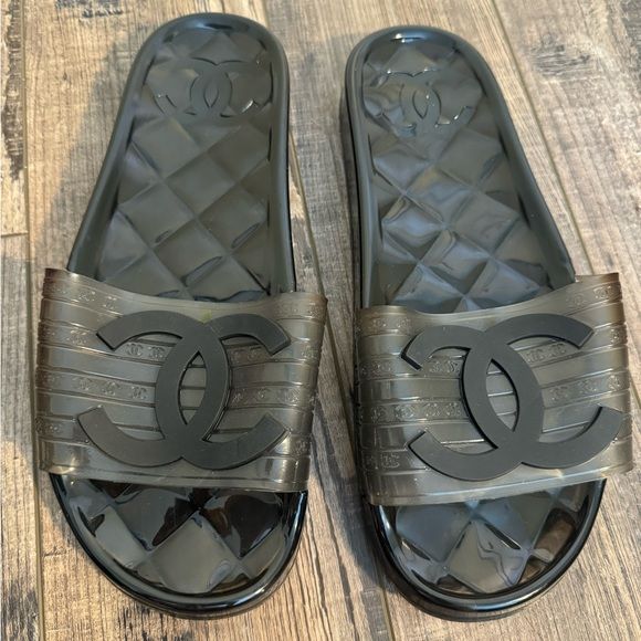 CHANEL POOL SLIDES | Poshmark