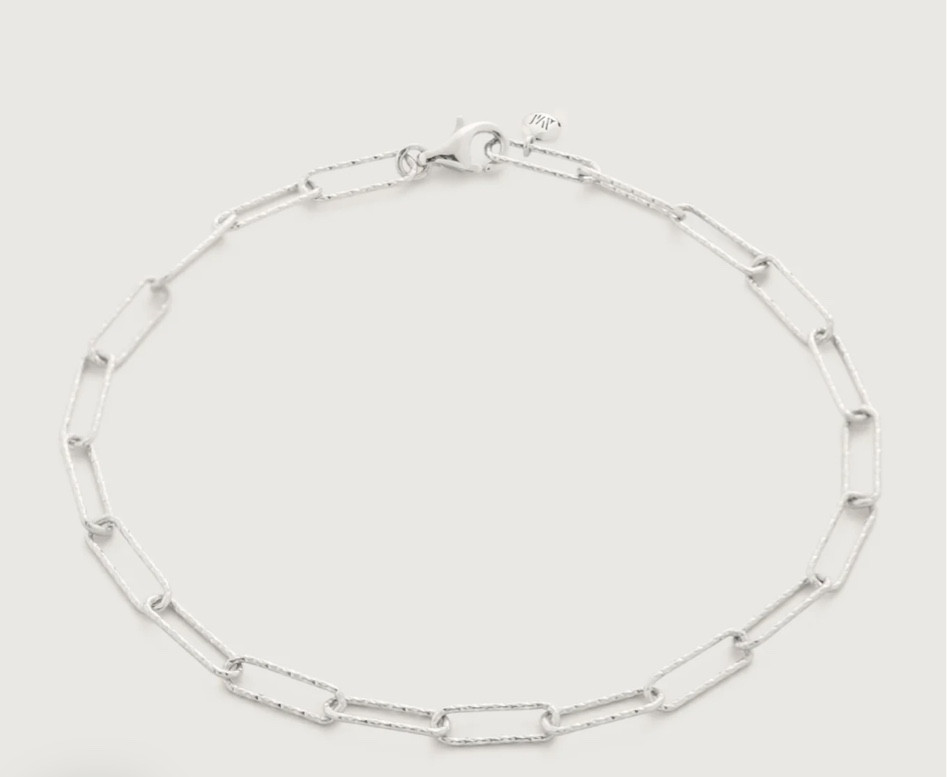 Alta Textured Chain Bracelet

Recycled Gold & Silver
Responsibly Manufactured
Ethically sourced diamonds
We adhere to and promote fair and equal human and labour rights, working to transform jewellery supply chains to be more responsible and sustainable.
Handmade
We work with a number of family-run workshops across the globe that are home to the talented artisans that handcraft each and every element of our pieces.
Free Delivery
Free 100-Day Returns
5-Year Warranty


#LTKstyletip #LTKGiftGuide #LTKsalealert