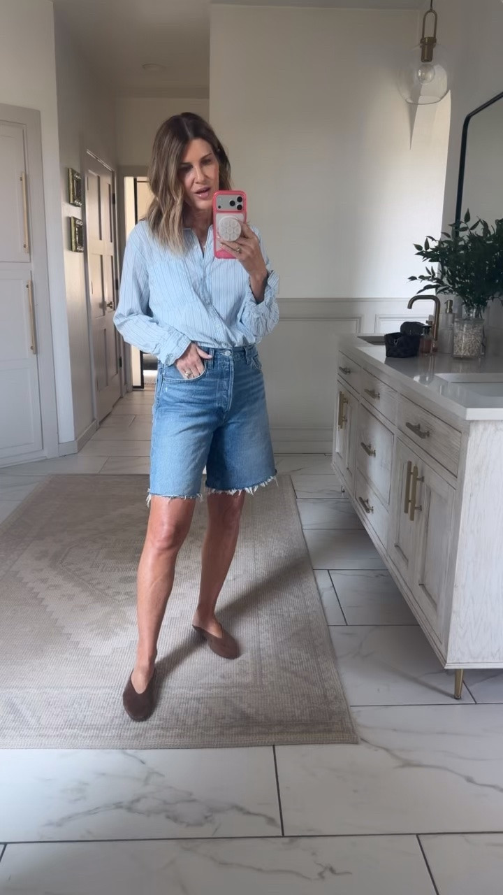 Size small top and shoes 7.5 if between size Down
Sized down to a 26 in Agolde shorts

#LTKootd #LTKOver40