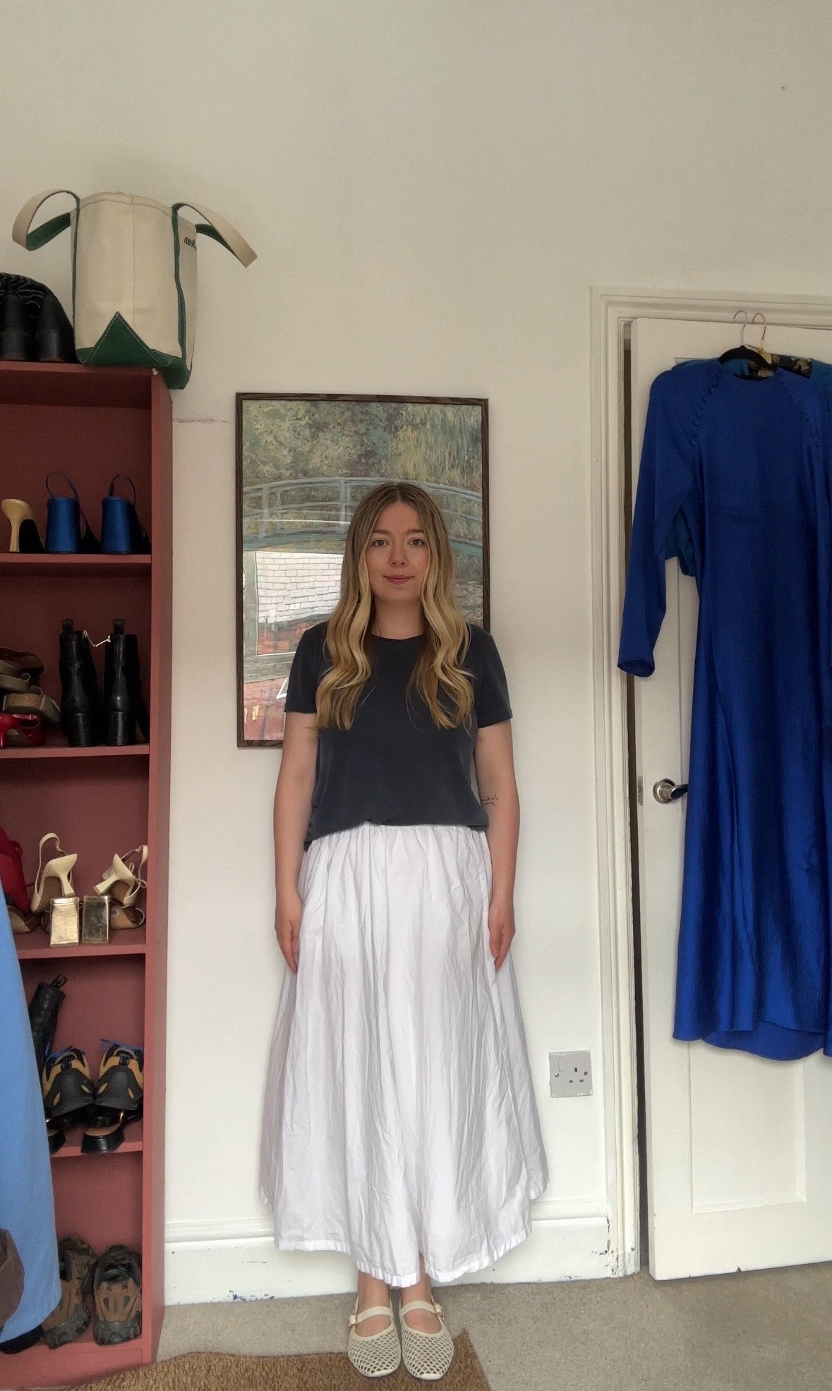 One base, four outfits reel ✨ #whiteskirt #outfit #outfitinspo 