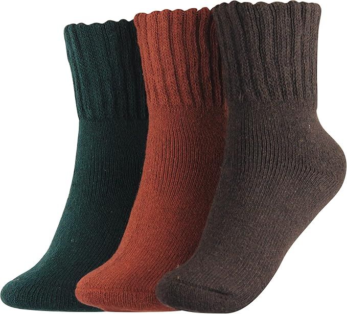 BenSorts Women's Winter Boots Socks Thick Warm Cozy Crew Socks Solid Color Gifts | Amazon (US)