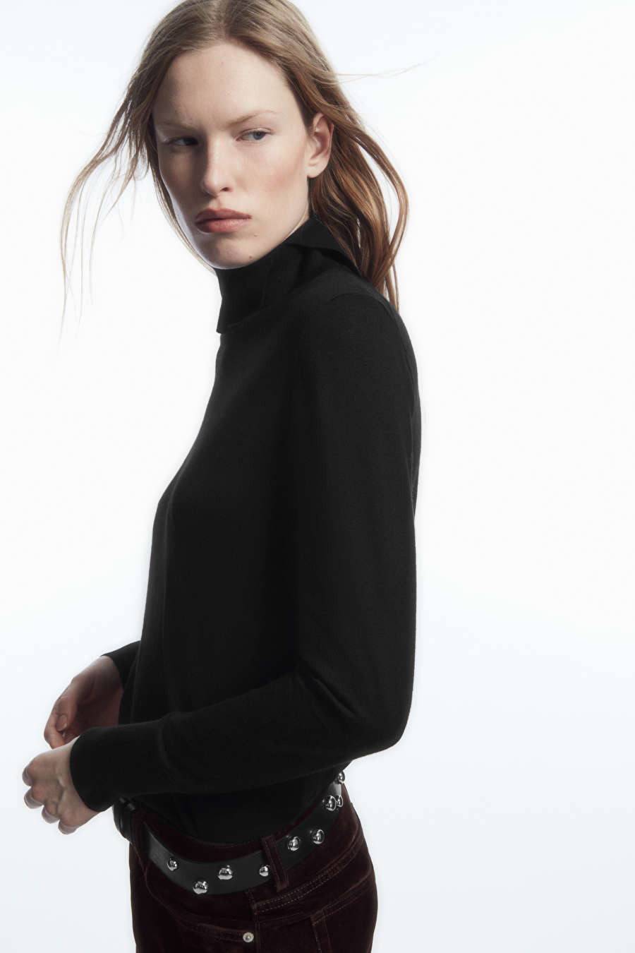 SPLIT ROLL-NECK WOOL JUMPER | COS UK