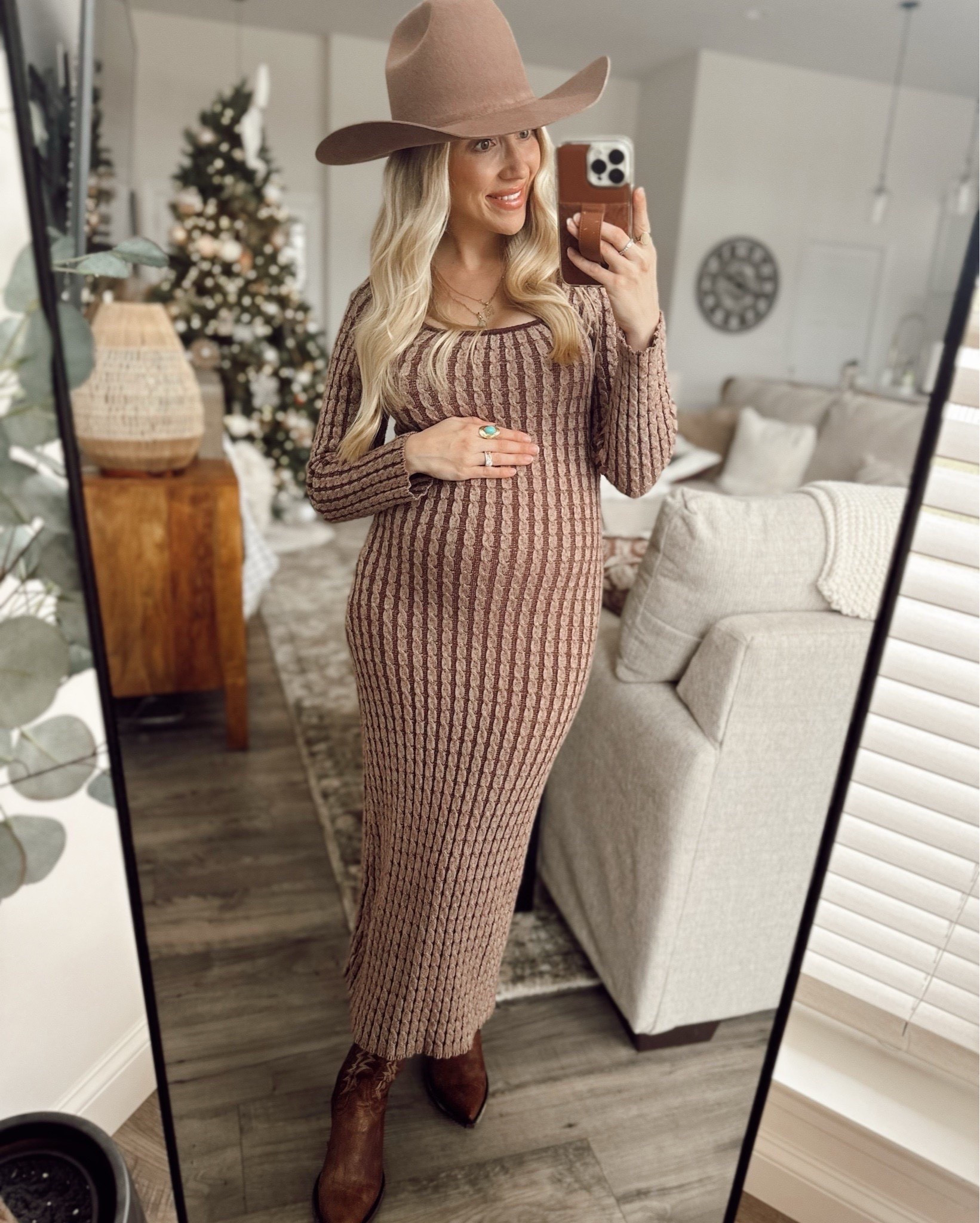 Third trimester sweater dress I’m wearing on repeat! 🔁 



#LTKBaby #LTKBump #LTKootd