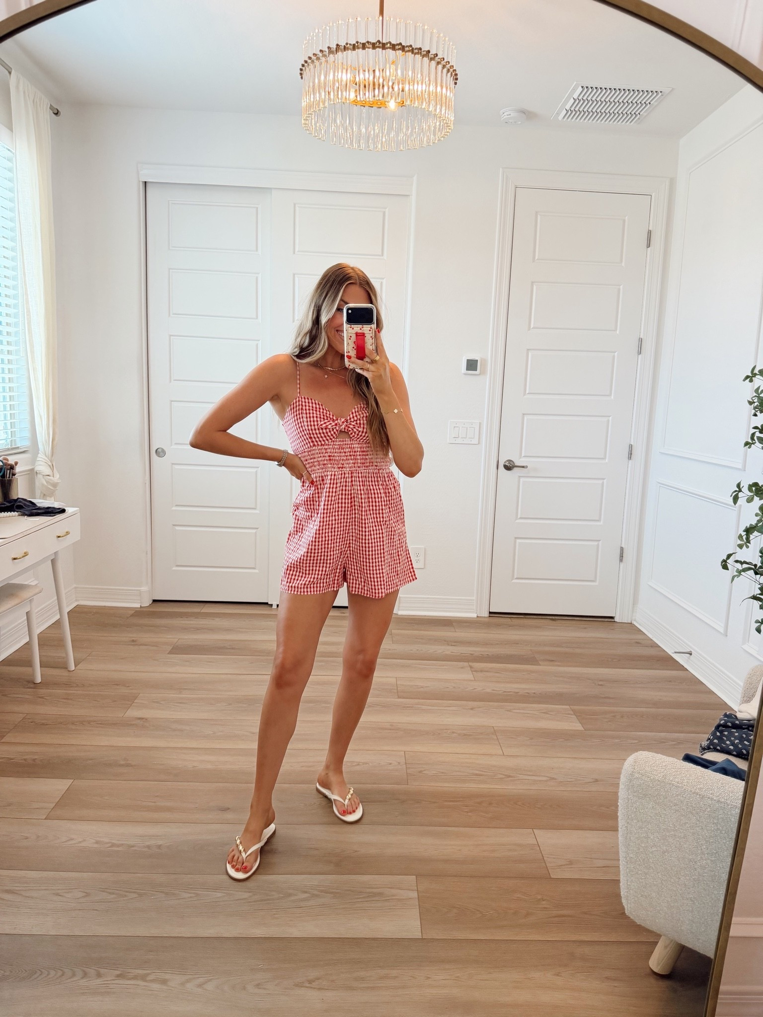 Cutest red gingham romper is 30% off! Perfect for the 4th of July! I’m in a small @ae

#LTKootd