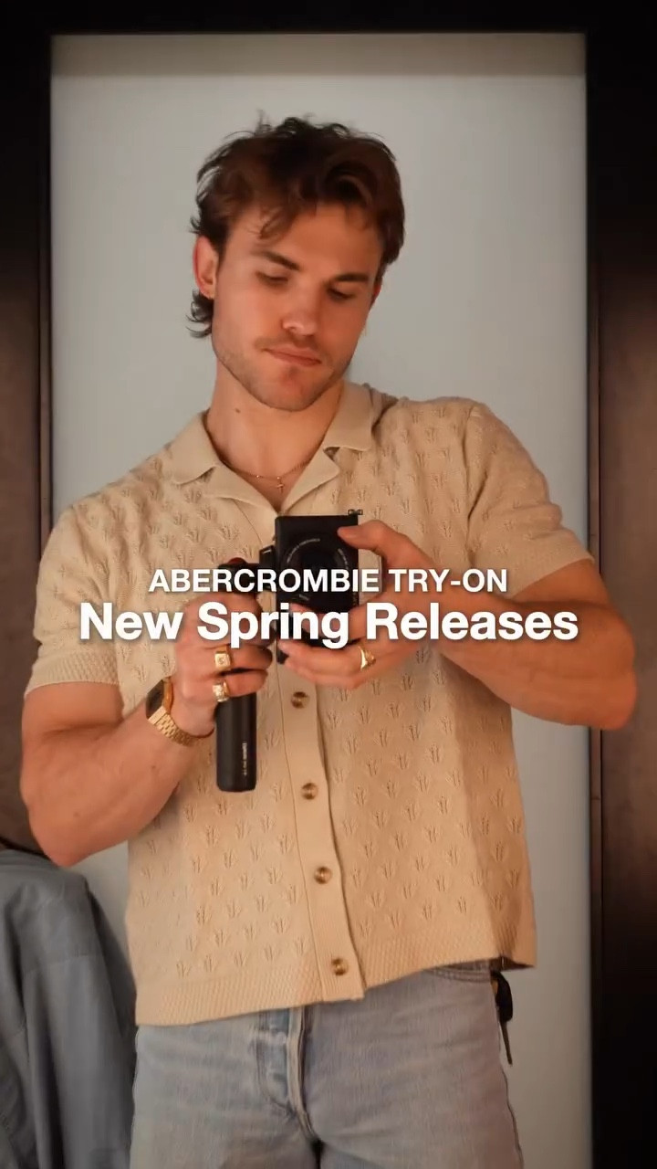Men’s Abercrombie Spring 2026 Essentials⬇️

Today we swing thru @abercrombie to check out some of their latest. Per usual, Abercrombie had some solid pieces for a decent price. 

Here’s some of my favorites from this Abercrombie try on haul🙂‍↕️

Comment “SHOP” and I’ll DM you all the links to each item🫱🏼‍🫲🏽

🏷️: Men’s Abercrombie - Abercrombie Men’s - haul - Abercrombie haul - shopping haul #abercrombie #abercrombieandfitch #menswear #haul

#LTKMens #LTKvlog #LTKSeasonal