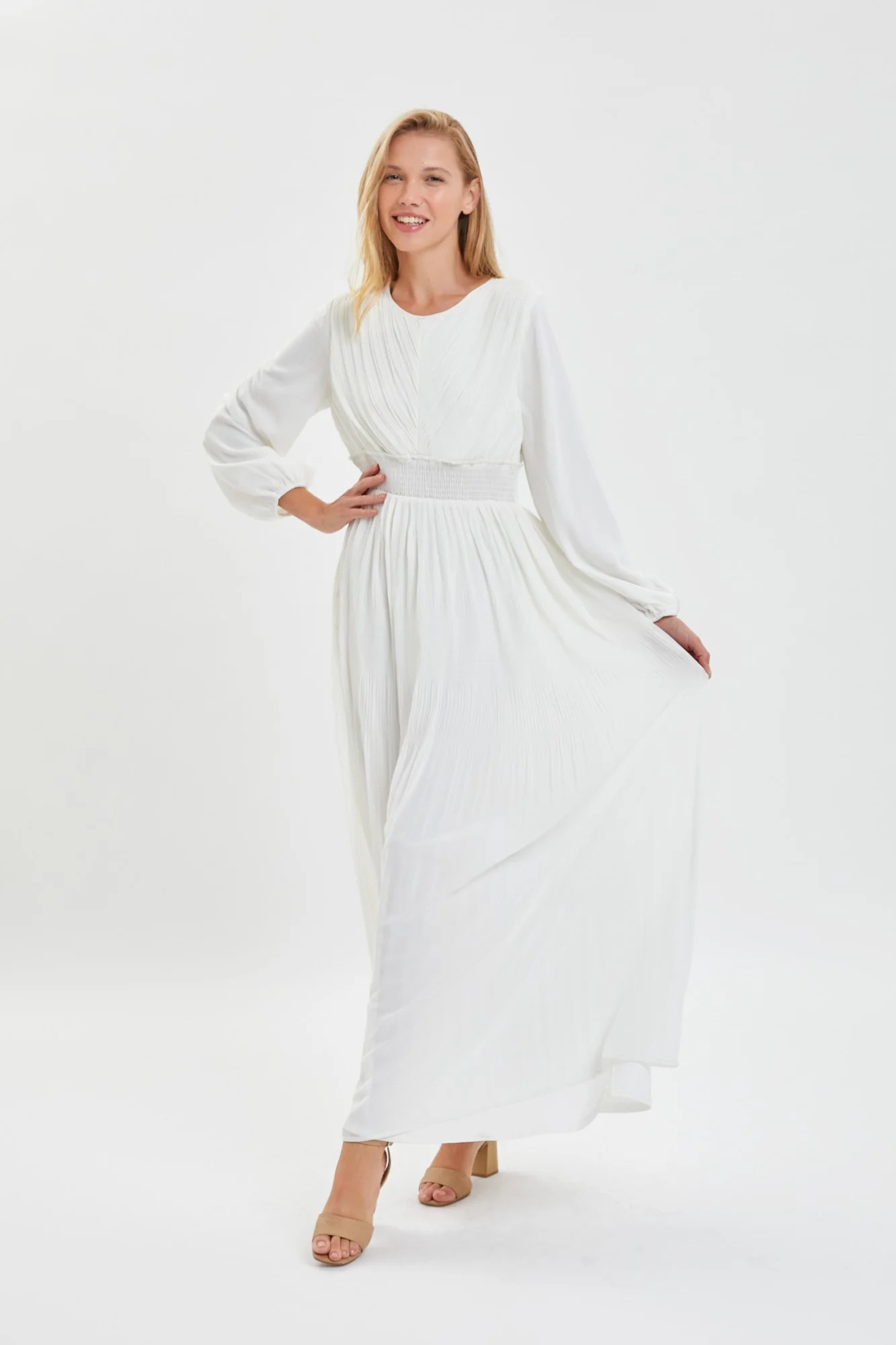 Amanda Dress in White | FEHRNVI