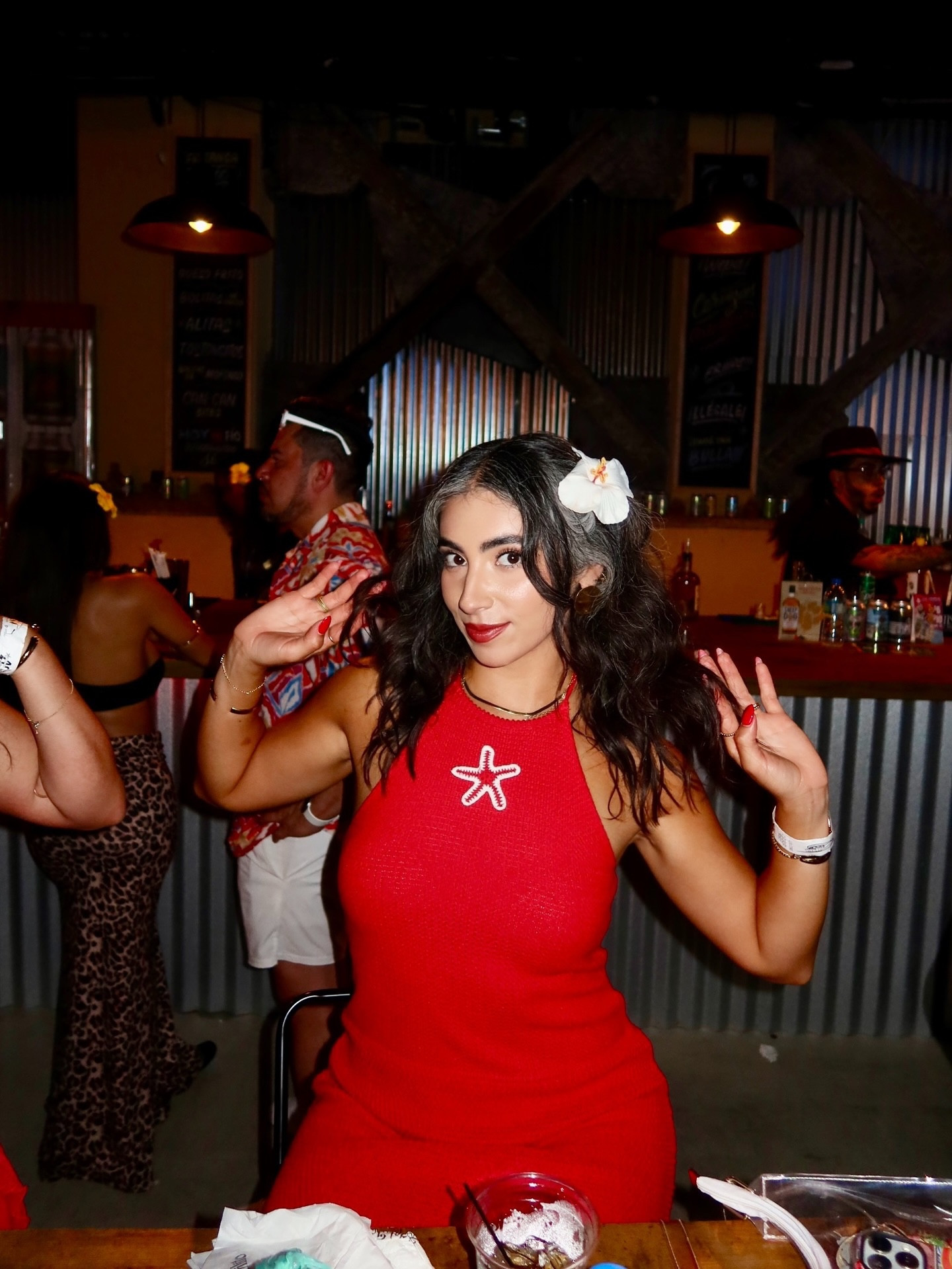 Puerto Rico está bien cabrón 🇵🇷🔥 Fotos de la residencia de @badbunnypr en @coliseopr ♥️

#badbunny #badbunnybaby #badbunnypr #puertorico #badbunnyconcert