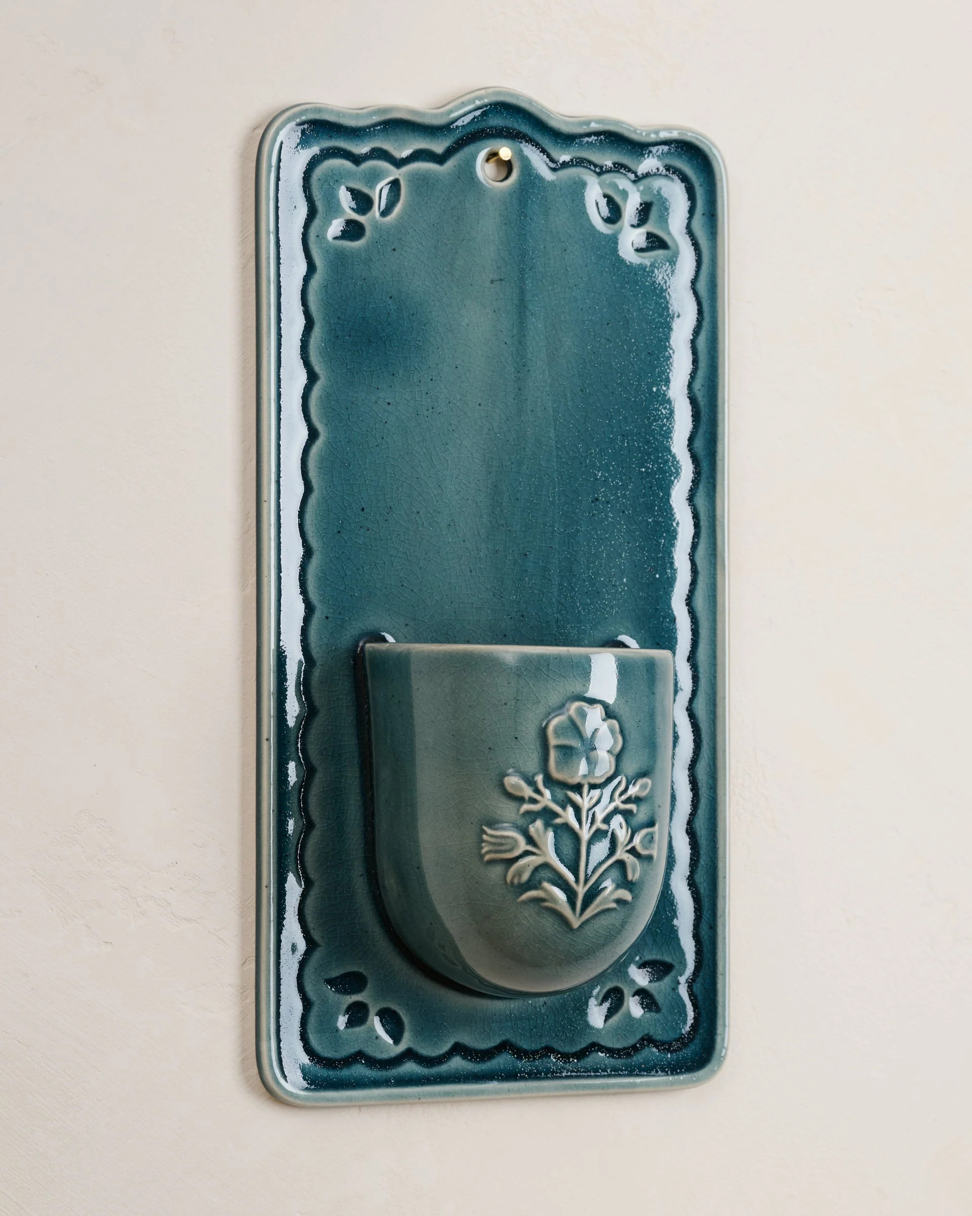 Laison Debossed Floral Ceramic Wall Pocket | Magnolia