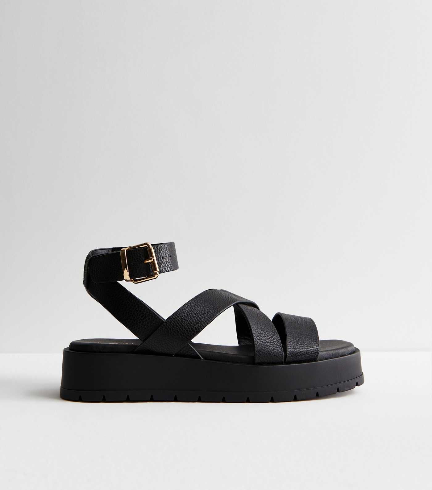 Black Leather-Look Cross Over Flatform Sandals | New Look | New Look (UK)