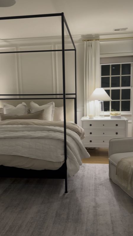 Bedroom furniture

McGee Sutherland bed, nightstand chests