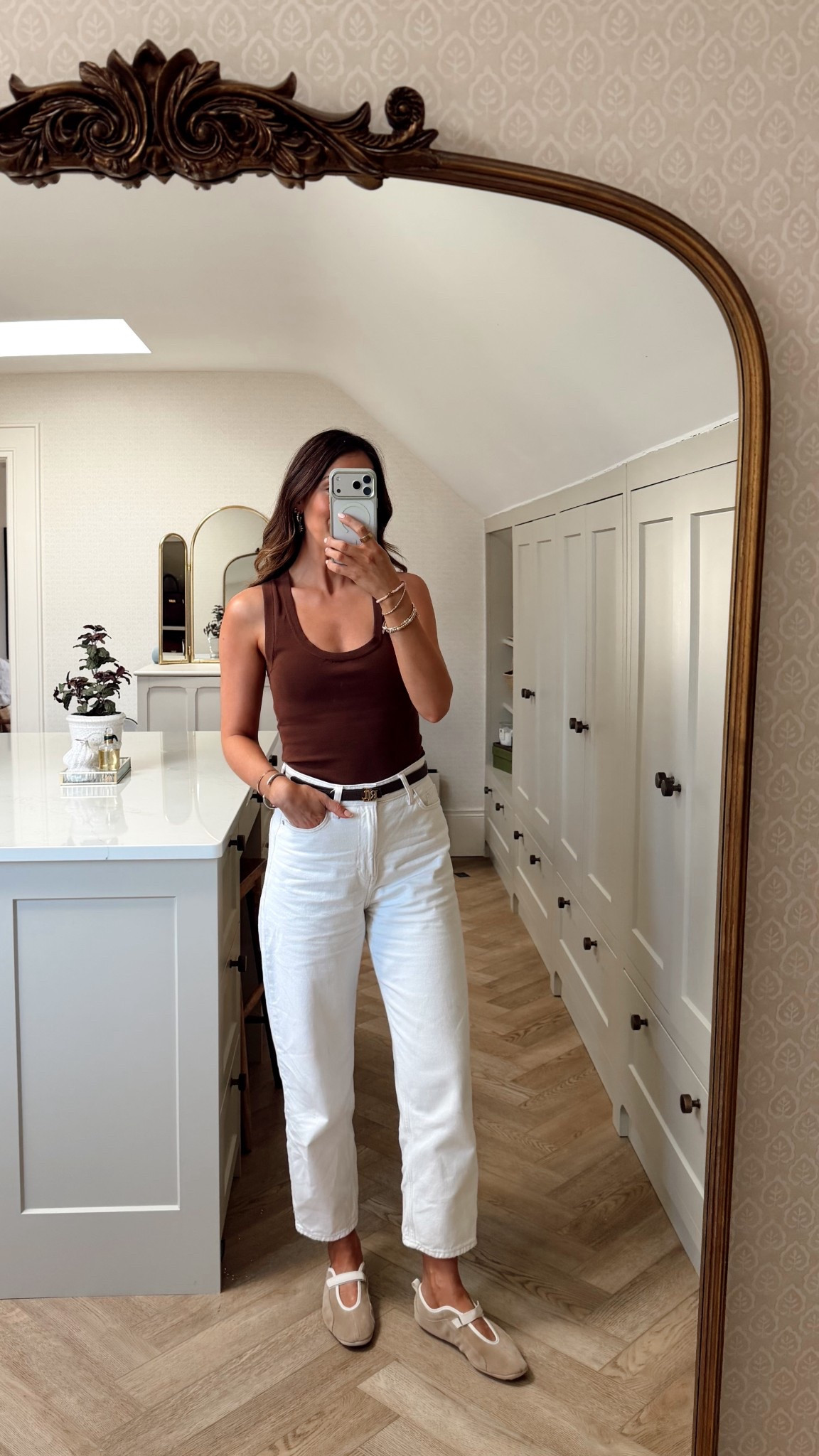 Simple & easy go to basics 🤎 

#LTKspring #LTKuk #LTKjeans