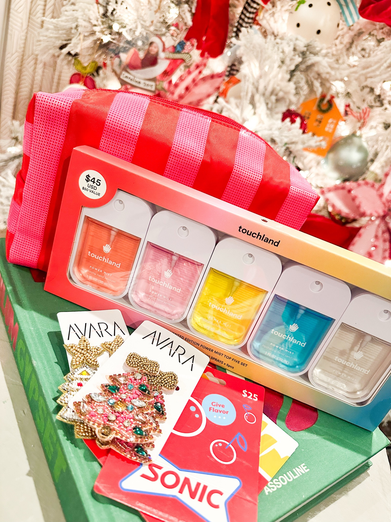 the perfect gifts to give = stocking stuffers! tiny treasures and little luxuries everyone will adore | 

#LTKFindsUnder50 #LTKHoliday #LTKGiftGuide
