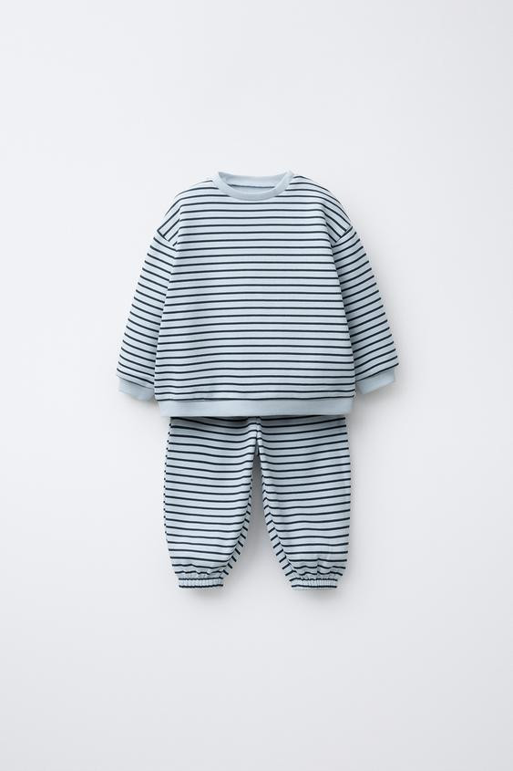 STRIPED SWEATSHIRT AND JOGGER PANTS SET | Zara US