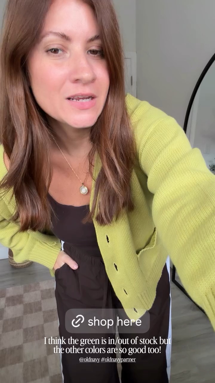 I think the green is in/out of stock but the other colors are so good too! @oldnavy #oldnavypartner