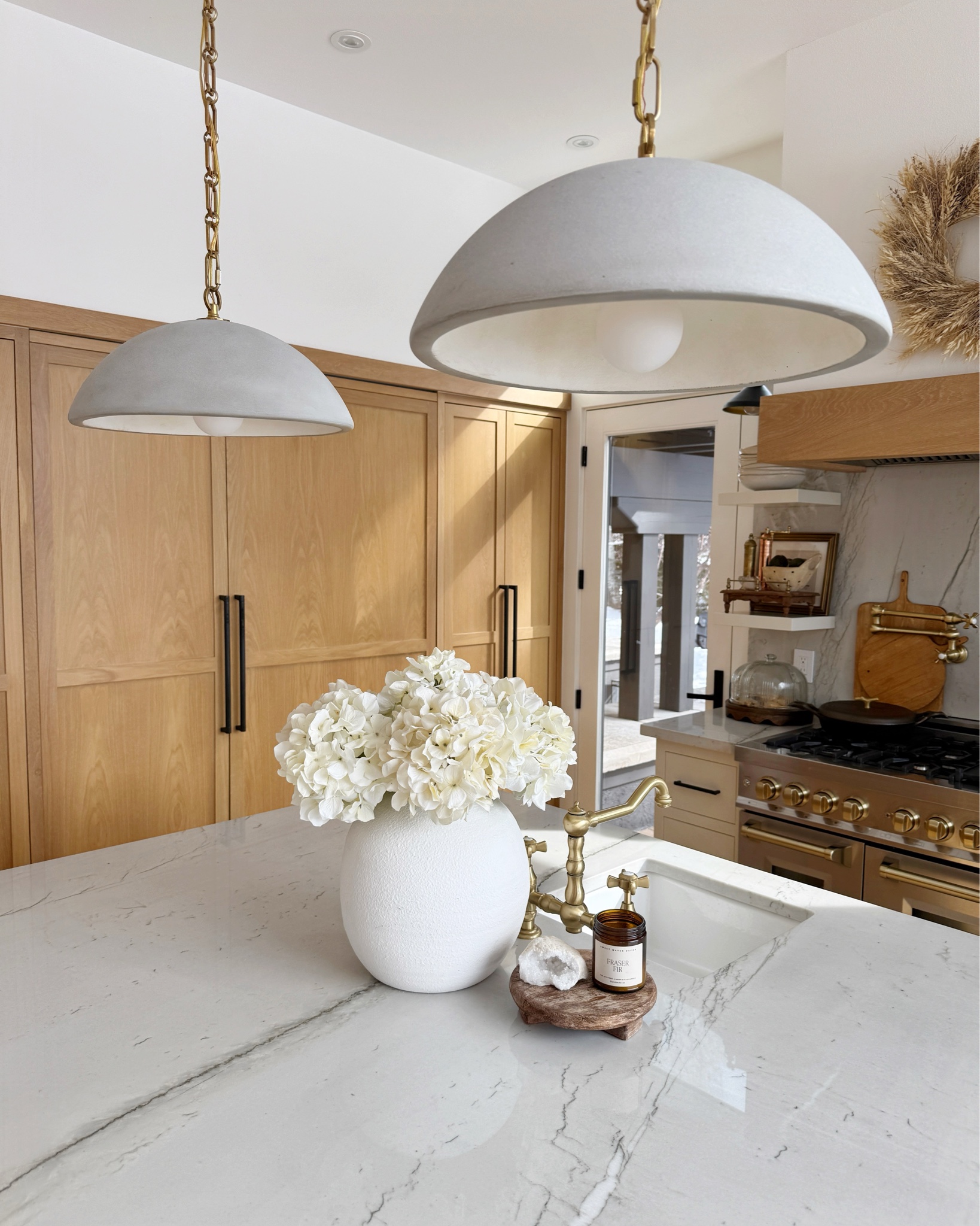 Spring faux hydrangeas for the kitchen 🤍 The perfect seasonal home decor refresh!

#LTKHome