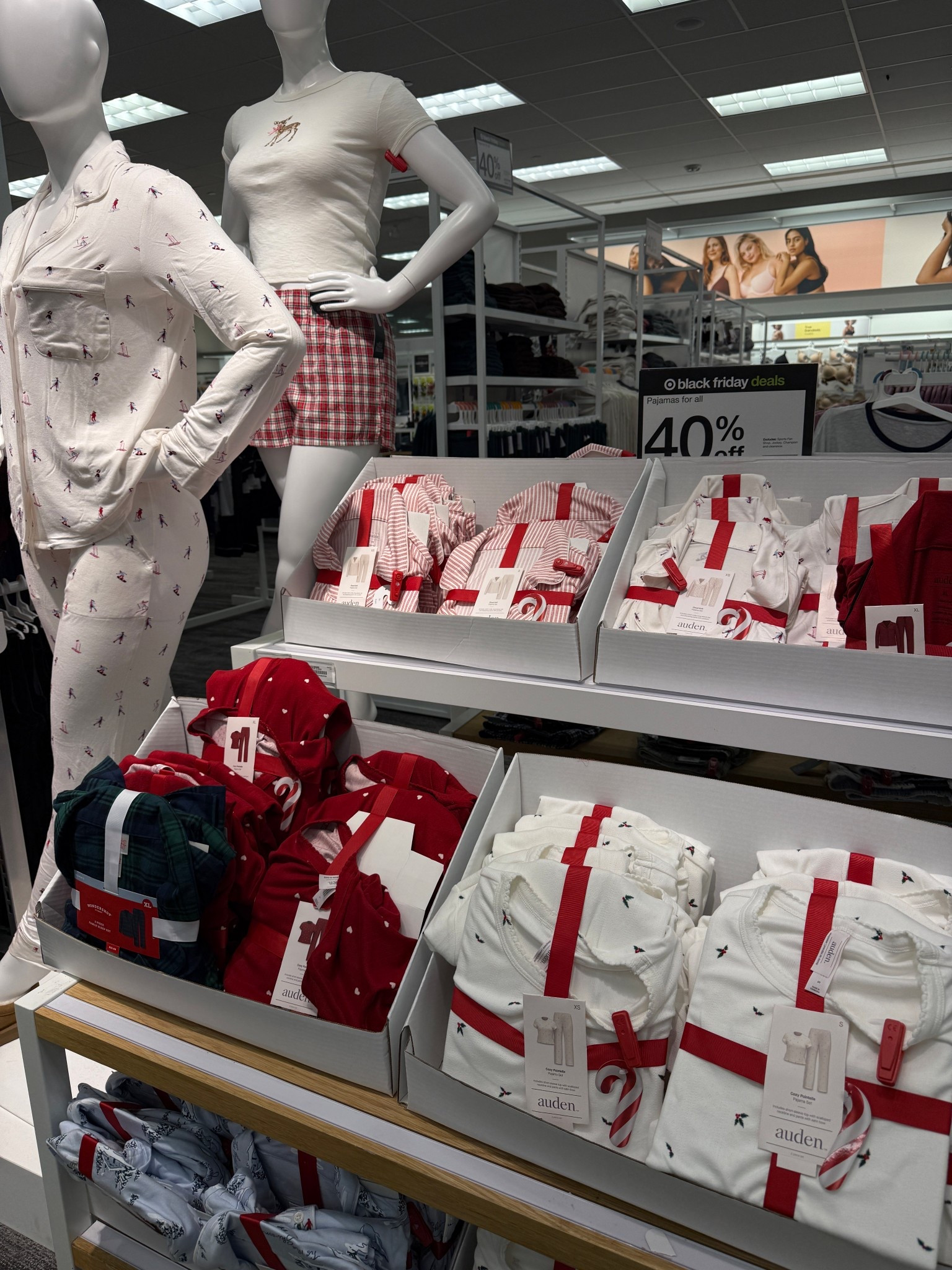 Target has 40% off pajamas!! This is the best time to get matching pjs for the family this season. 