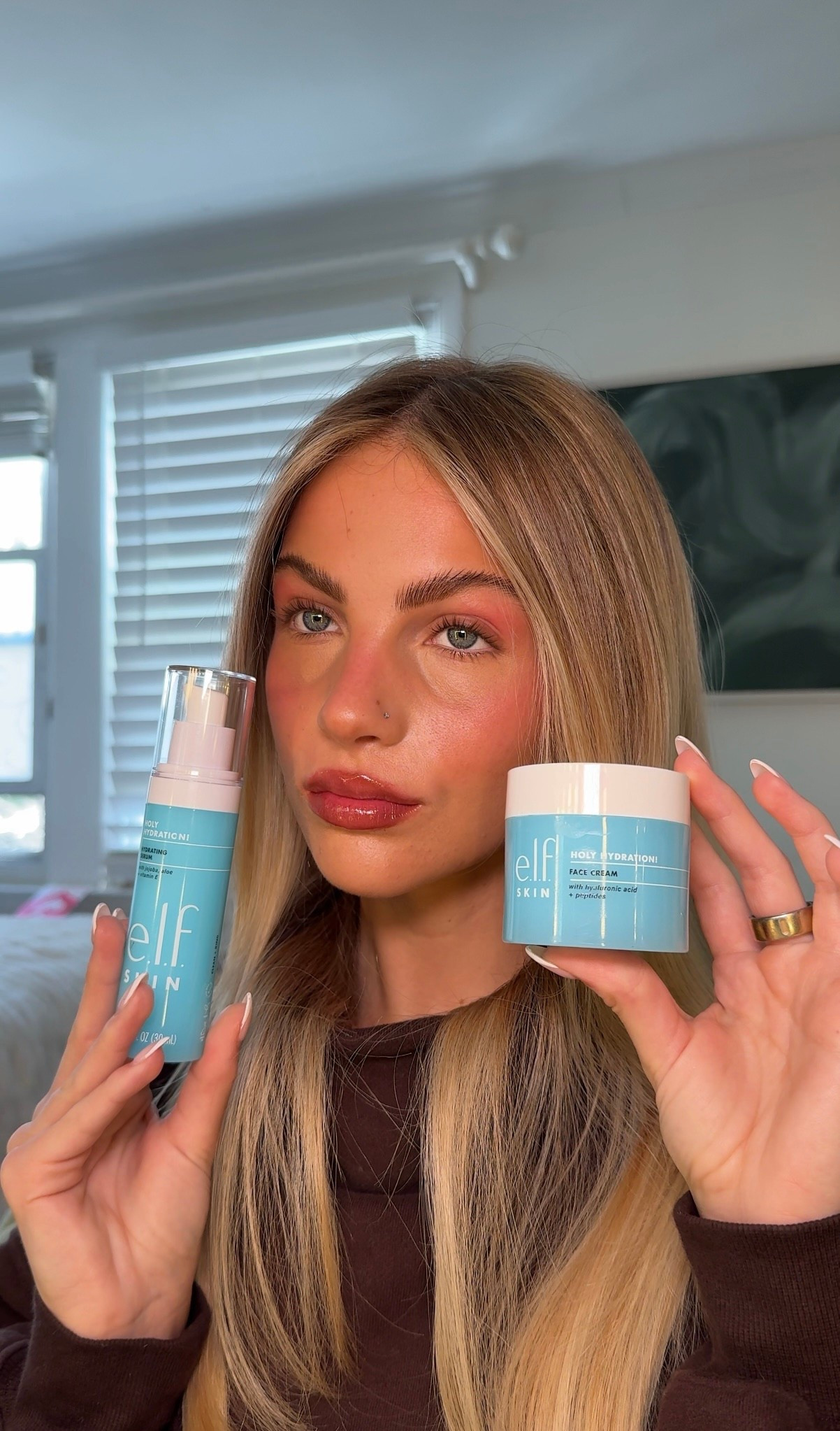 My skin LOVES these products and it’s the perfect prep for festival makeup! Keeping my skin hydrated and dewy all day #elfpartner #elfCosmetics #eyeslipsface @elfcosmetics @elfskin 