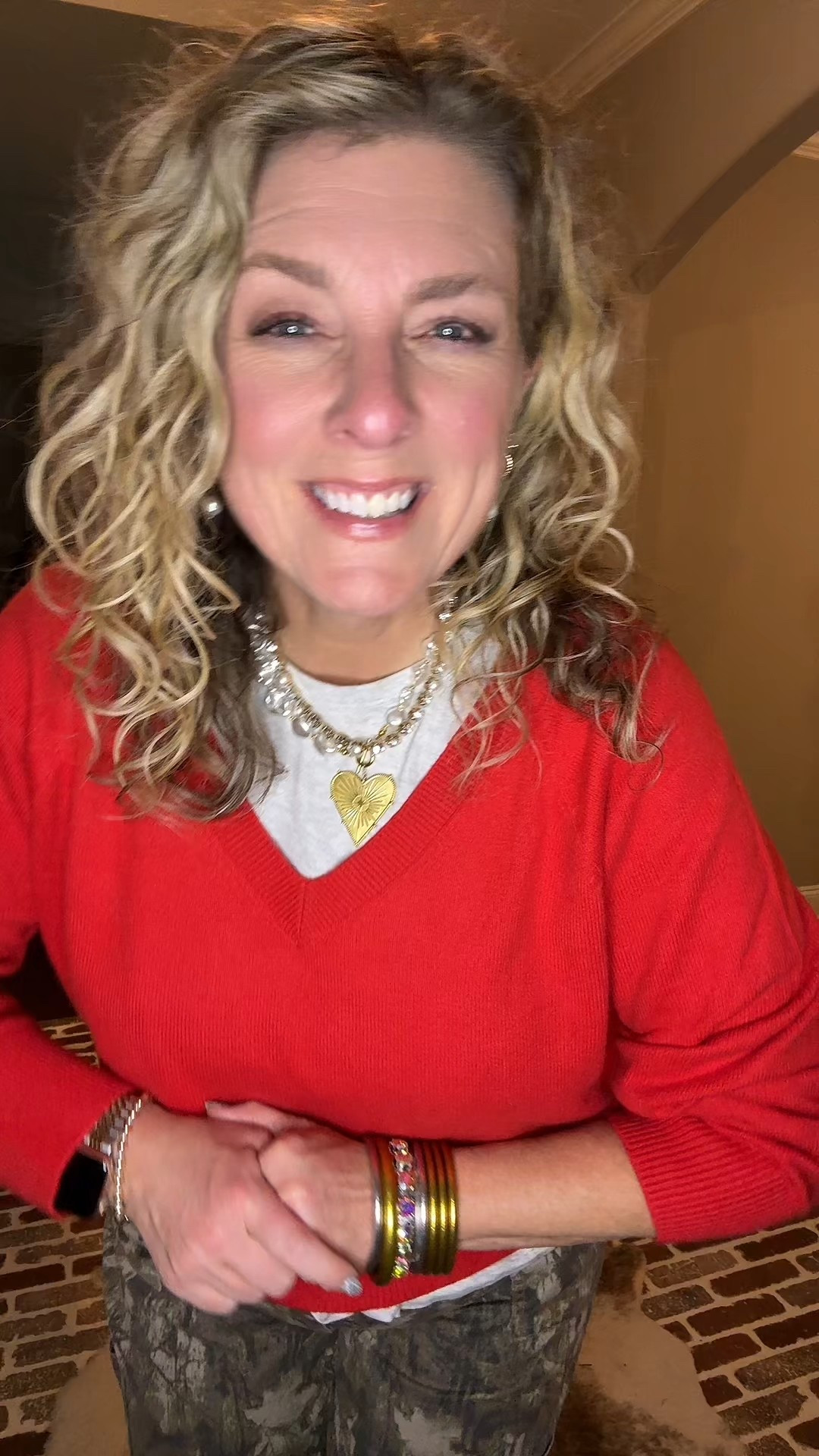 New a comfy dinner outfit? Her ya go! 

#LTKootd #LTKFindsUnder50 #LTKOver40