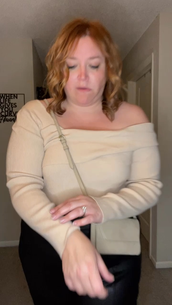 Love love love this sweater. Wearing an XL as a US 16/18

Joggers are old from Calia - linking similars 

#LTKStyleTip #LTKMidsize #LTKPlusSize