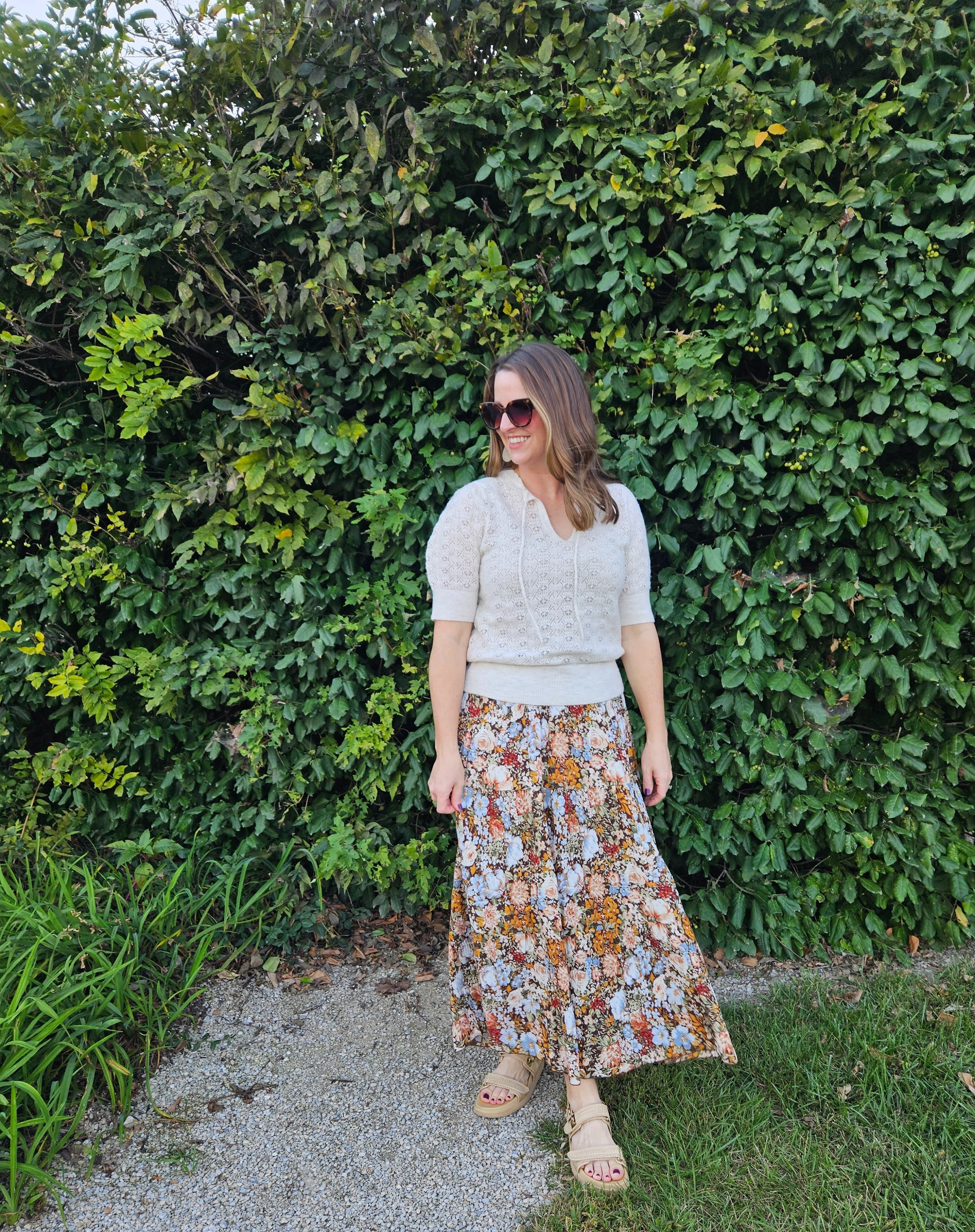 Fall floral skirt, fall outfit, fall skirt

#LTKSeasonal #LTKOver40 #LTKFindsUnder50