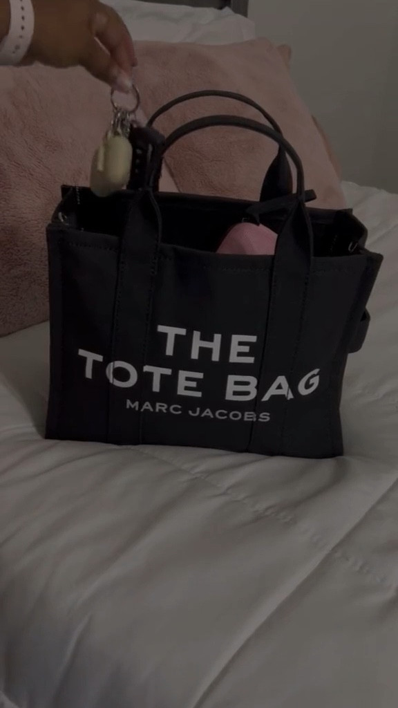 My tote bag is my go-to work bag. I never leave home without it! 

#LTKSeasonal #LTKbeauty #LTKGiftGuide