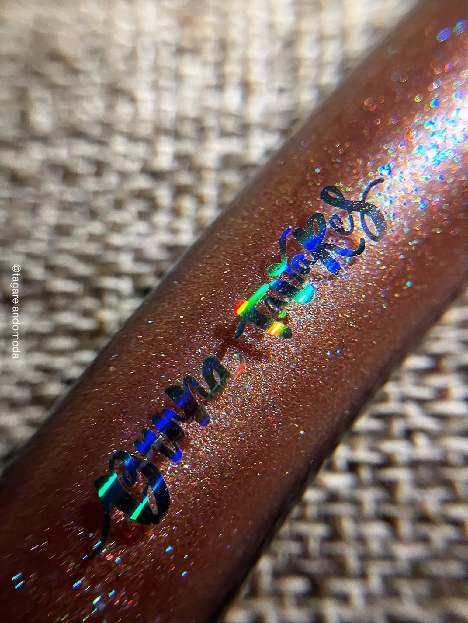 Gloss cor My Happy Place, da coleção Disney 100 por Linha Bruna Tavares. 

#LTKbeauty #LTKbrasil