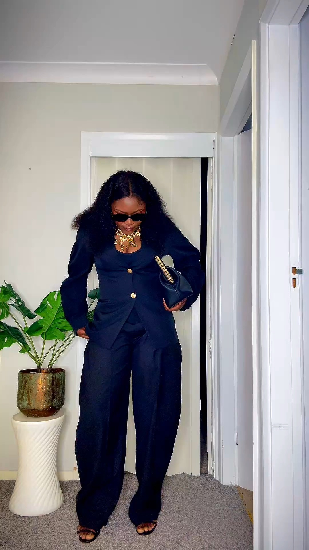 Barrel leg tailored pants and cinched blazer . 

#LTKspring #LTKuk #LTKmidsize