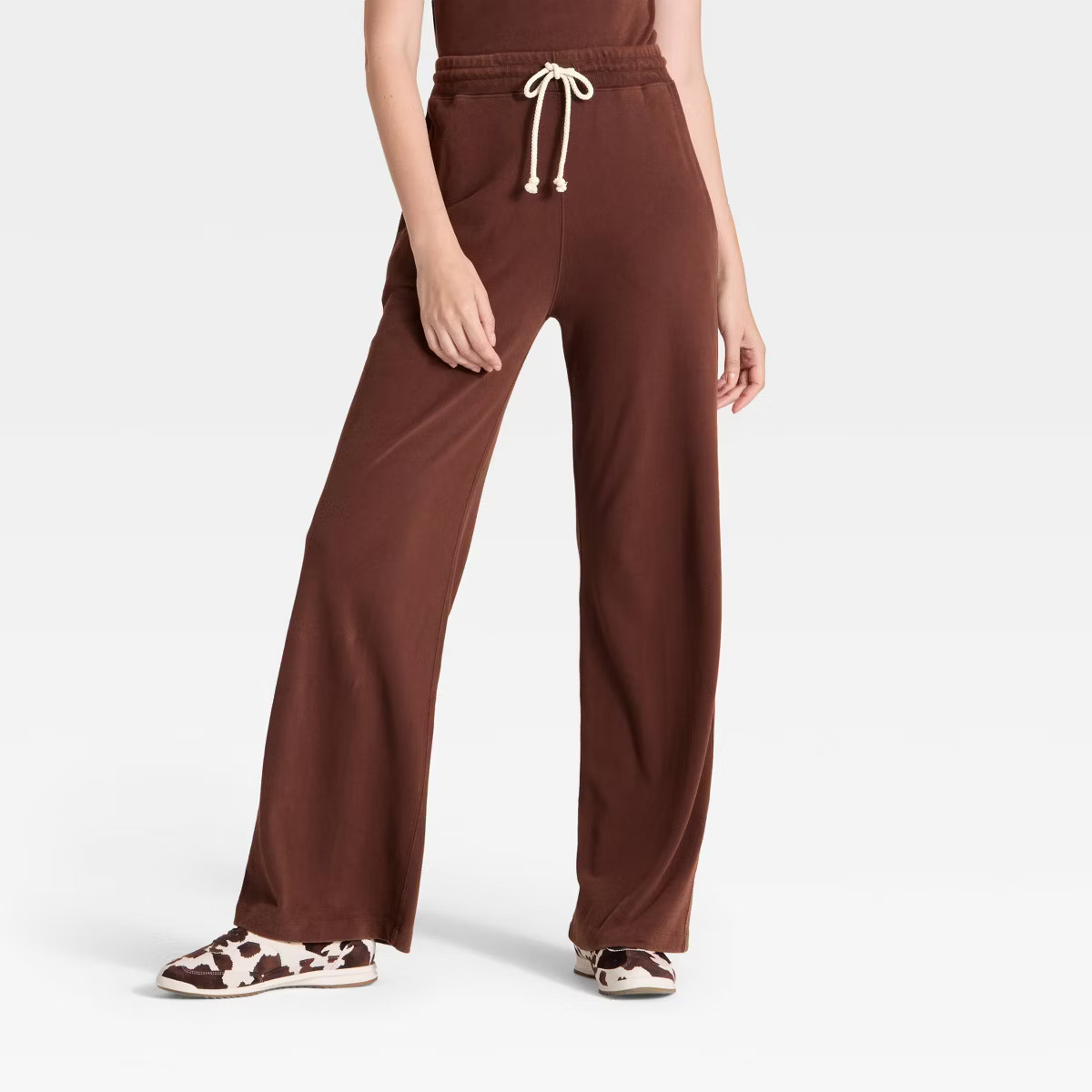 Women's Mid-Rise Relaxed Leg Sweatpants - Universal Thread™ | Target