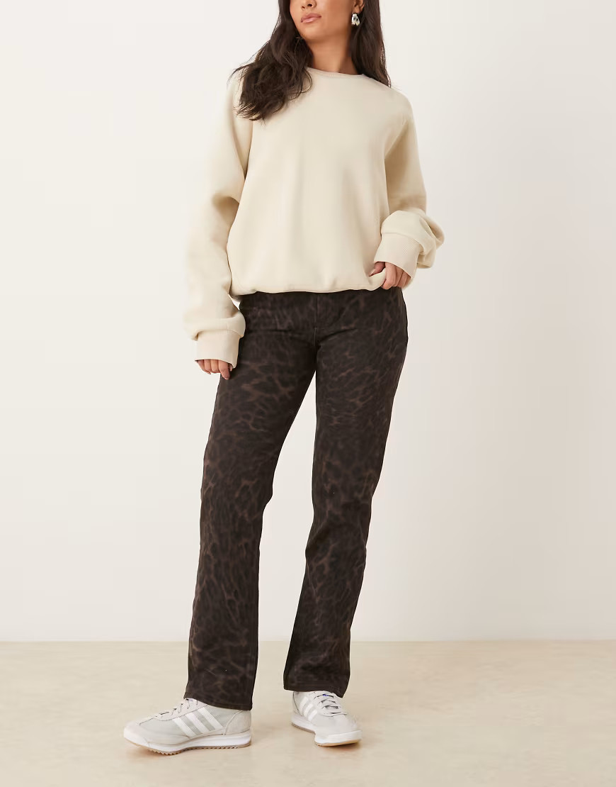 Abercrombie & Fitch curve love mid rise straight jeans in brown leopard print | ASOS (Global)